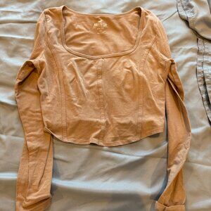 HOLLISTER LIGHT BROWN BABY TEE, SIZE MEDIUM